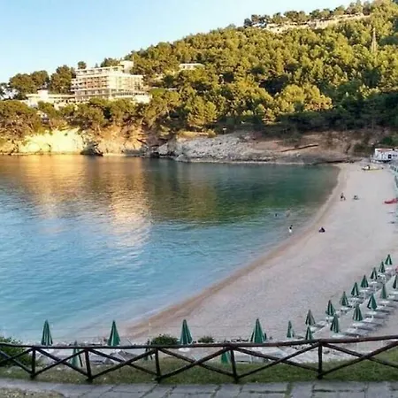 Holiday home Danila Pugnochiuso Le Macine